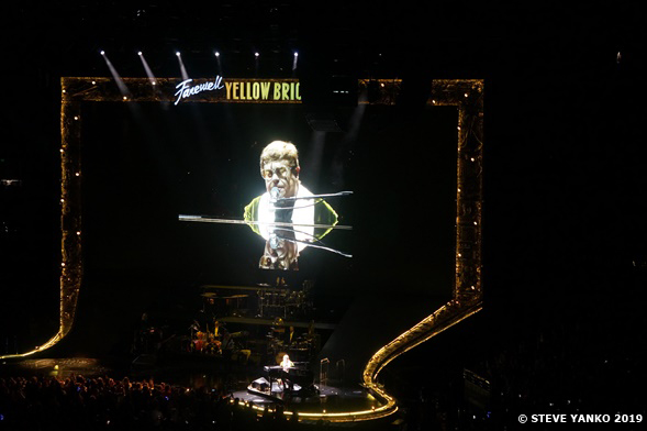 This image has an empty alt attribute; its file name is 11-Elton-John-Melbourne-2019-Steve-Yanko.jpg